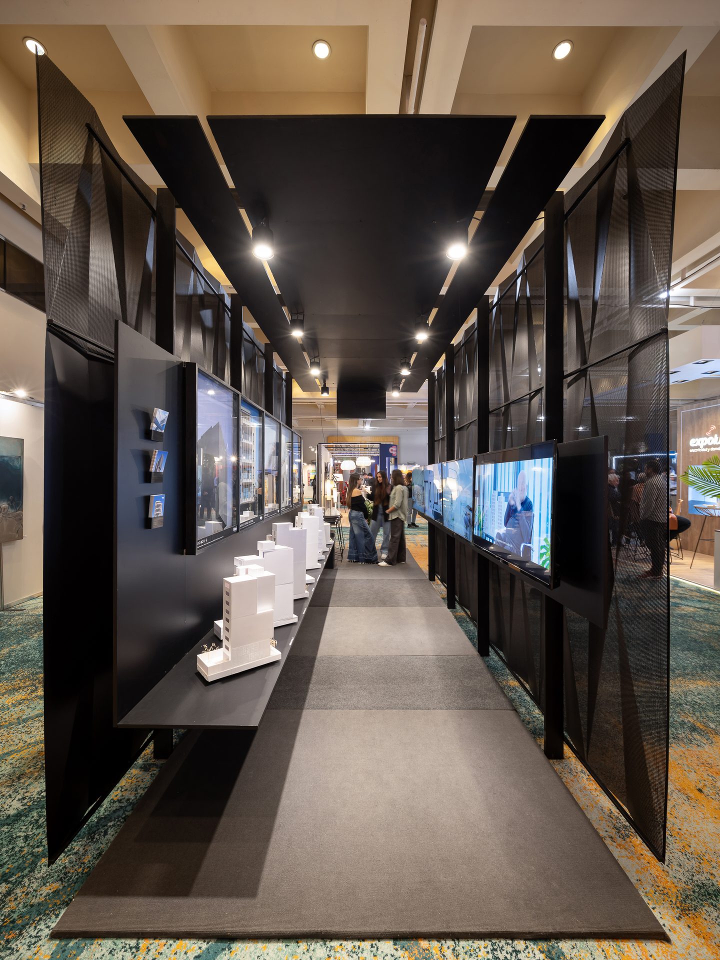 Works with Essence Pavilion · Ephemeral work · Mar del Plata, Argentina — image 21 of 31