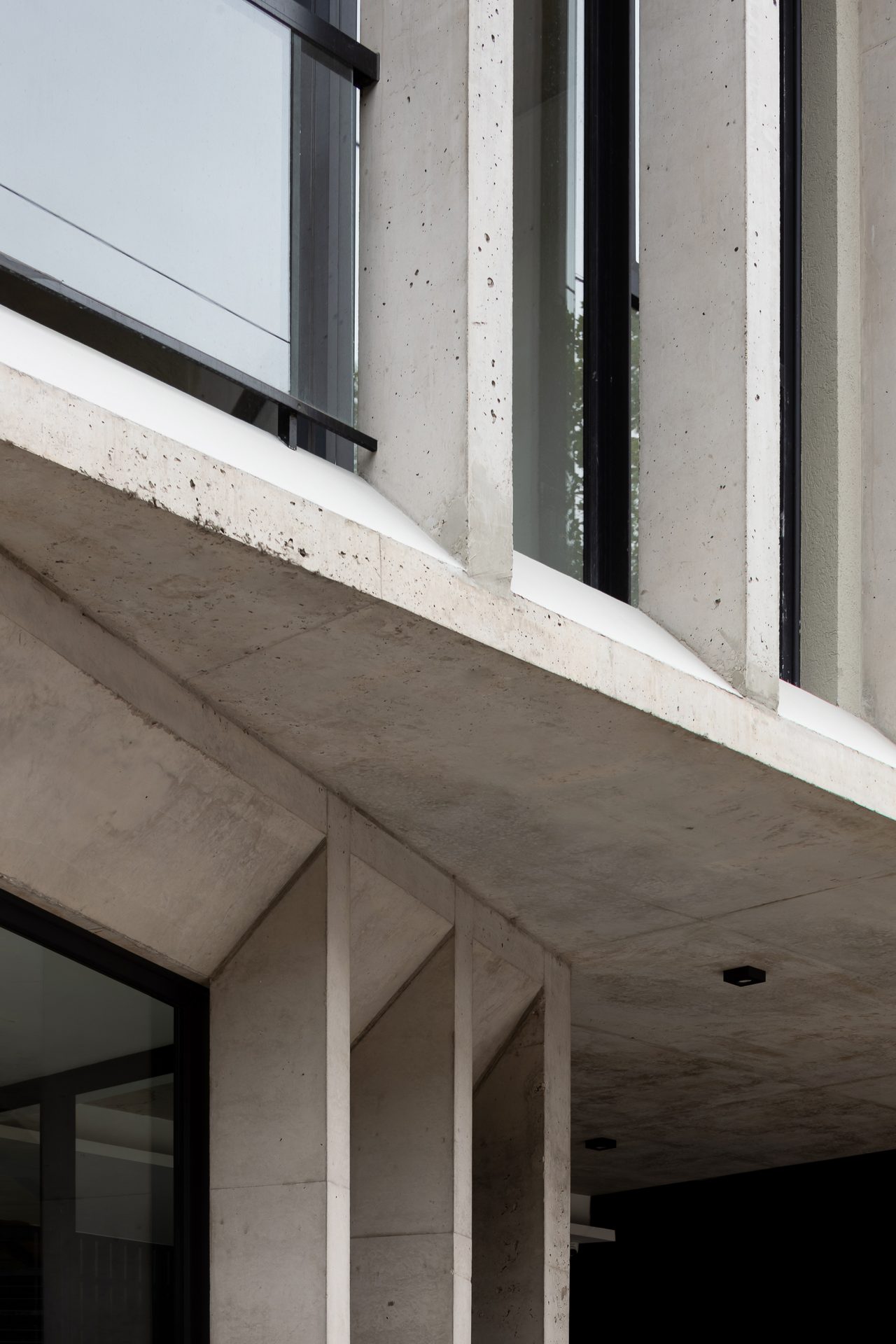 Building B10 · High-rise Building · Residential · Mar del Plata, Argentina — image 10 of 51