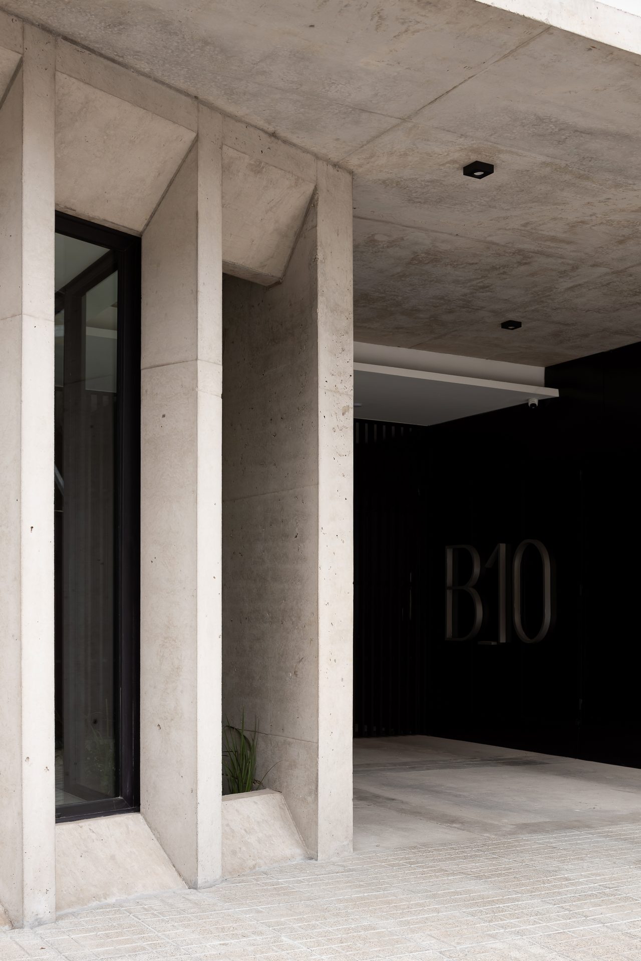 Building B10 · High-rise Building · Residential · Mar del Plata, Argentina — image 11 of 51