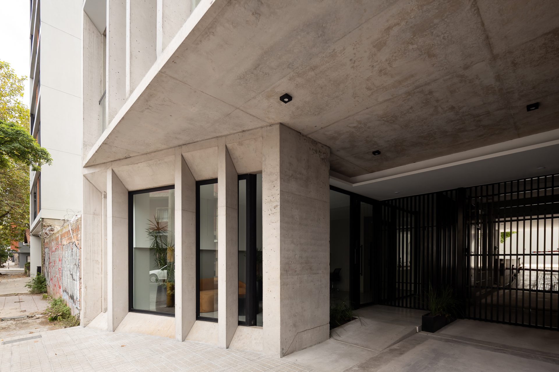 Building B10 · High-rise Building · Residential · Mar del Plata, Argentina — image 13 of 51