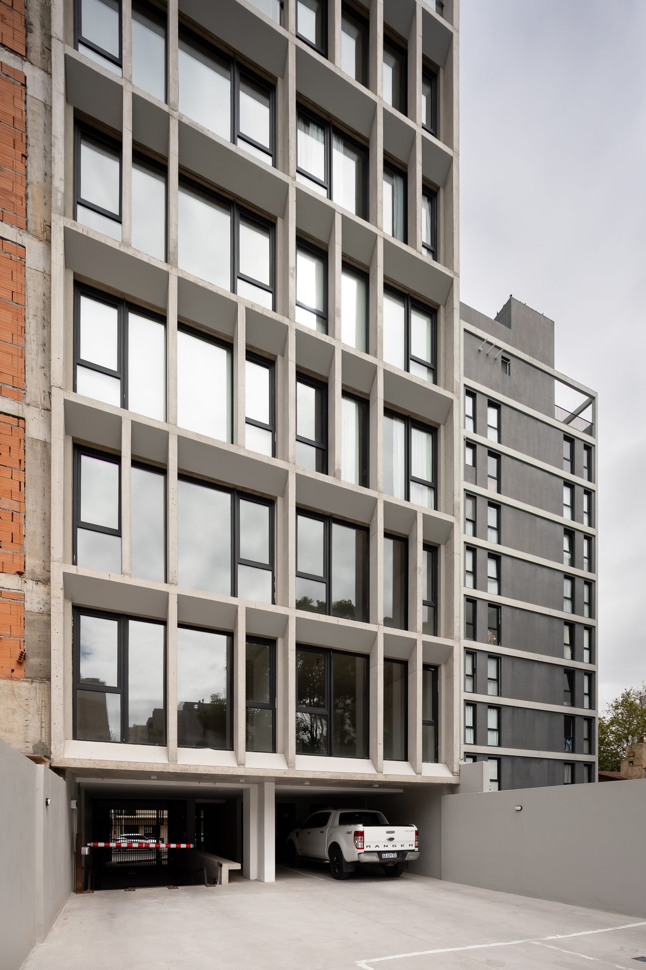 Building B10 · High-rise Building · Residential · Mar del Plata, Argentina — image 24 of 51