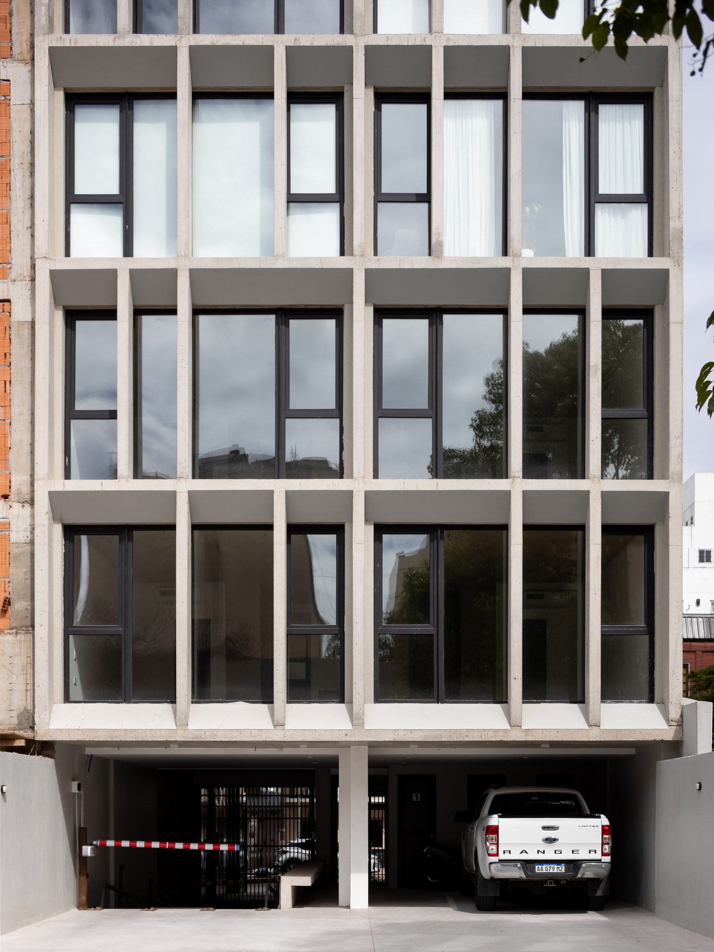 Building B10 · High-rise Building · Residential · Mar del Plata, Argentina — image 27 of 51
