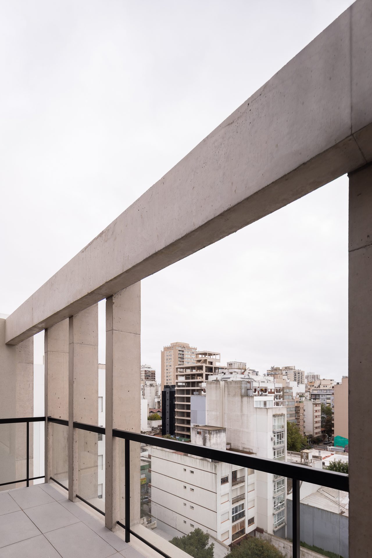 Building B10 · High-rise Building · Residential · Mar del Plata, Argentina — image 32 of 51