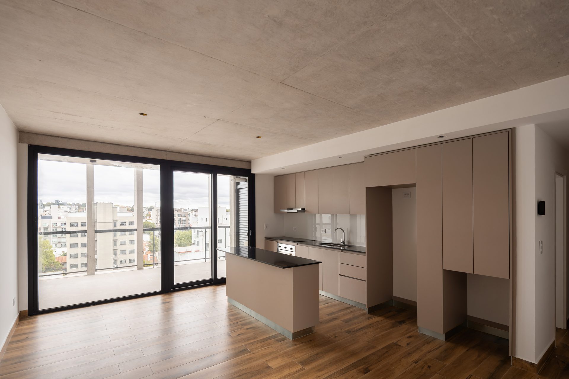 Building B10 · High-rise Building · Residential · Mar del Plata, Argentina — image 34 of 51