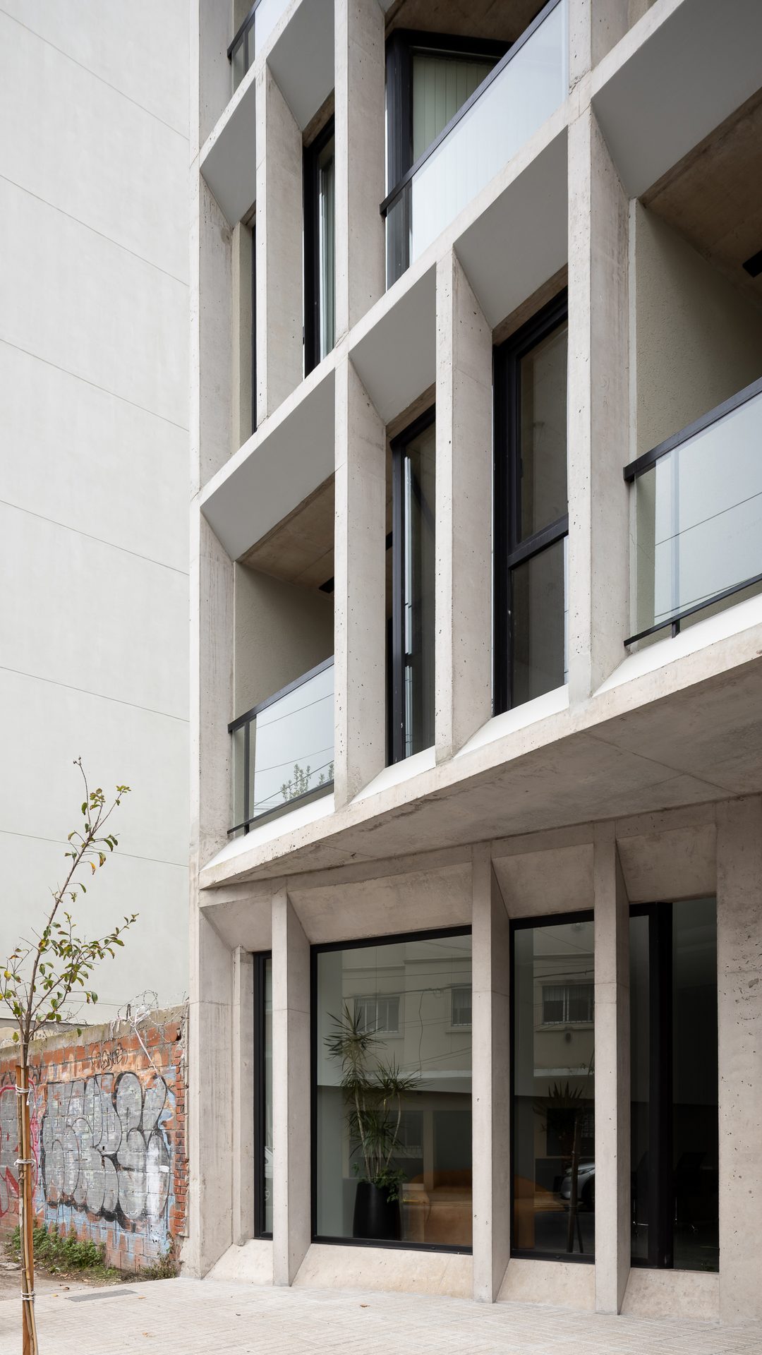 Building B10 · High-rise Building · Residential · Mar del Plata, Argentina — image 4 of 51