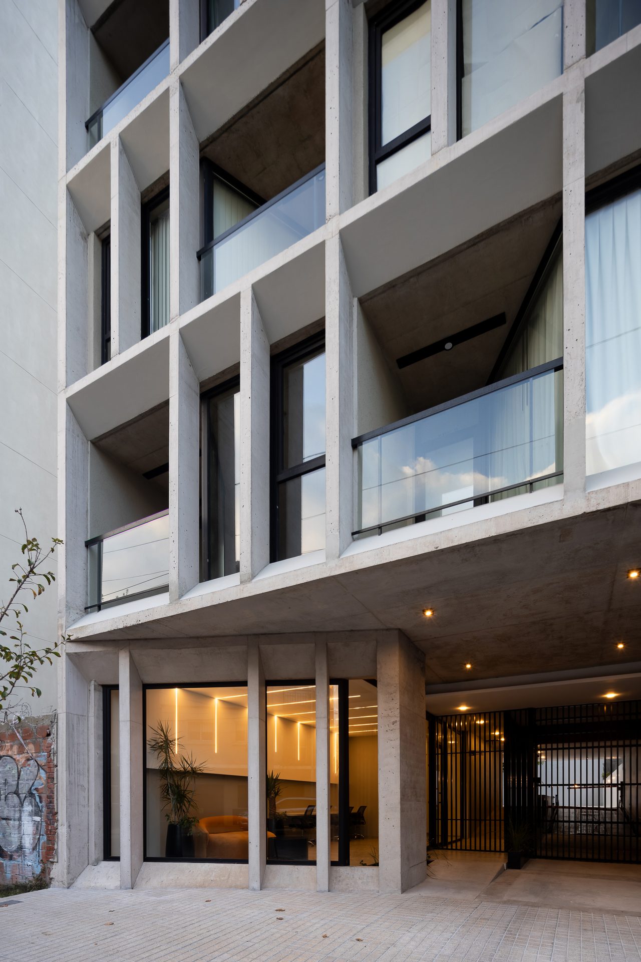 Building B10 · High-rise Building · Residential · Mar del Plata, Argentina — image 44 of 51