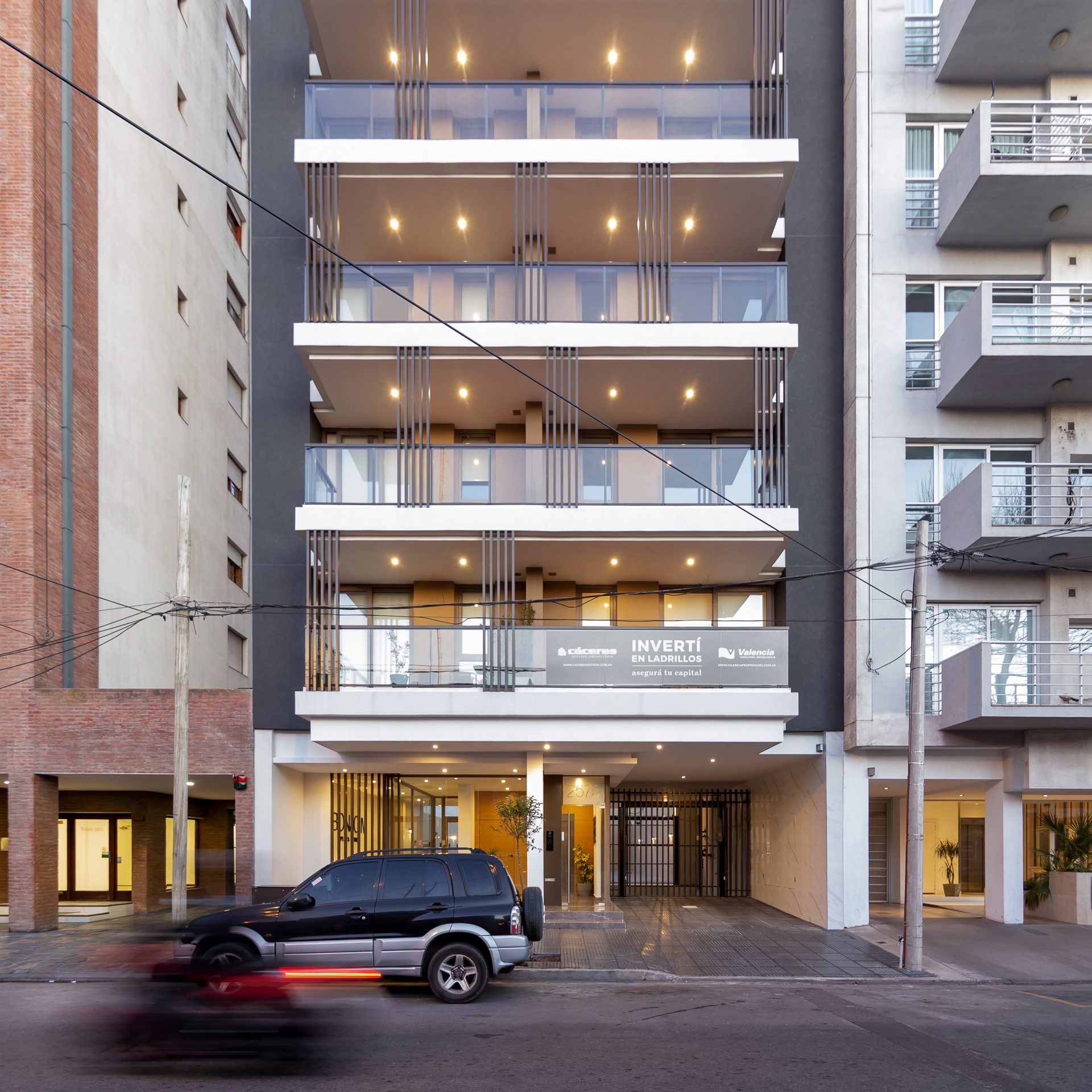 Building BIV · High-rise Building · Residential · Mar del Plata, Argentina — image 21 of 25