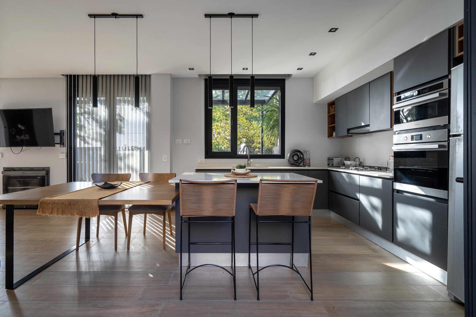Arenales House · Houses · Mar del Plata, Argentina — image 10 of 16