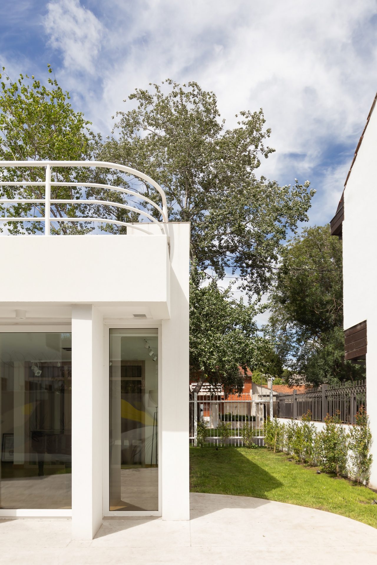 Studio House · Houses · Mar del Plata, Argentina — image 10 of 23