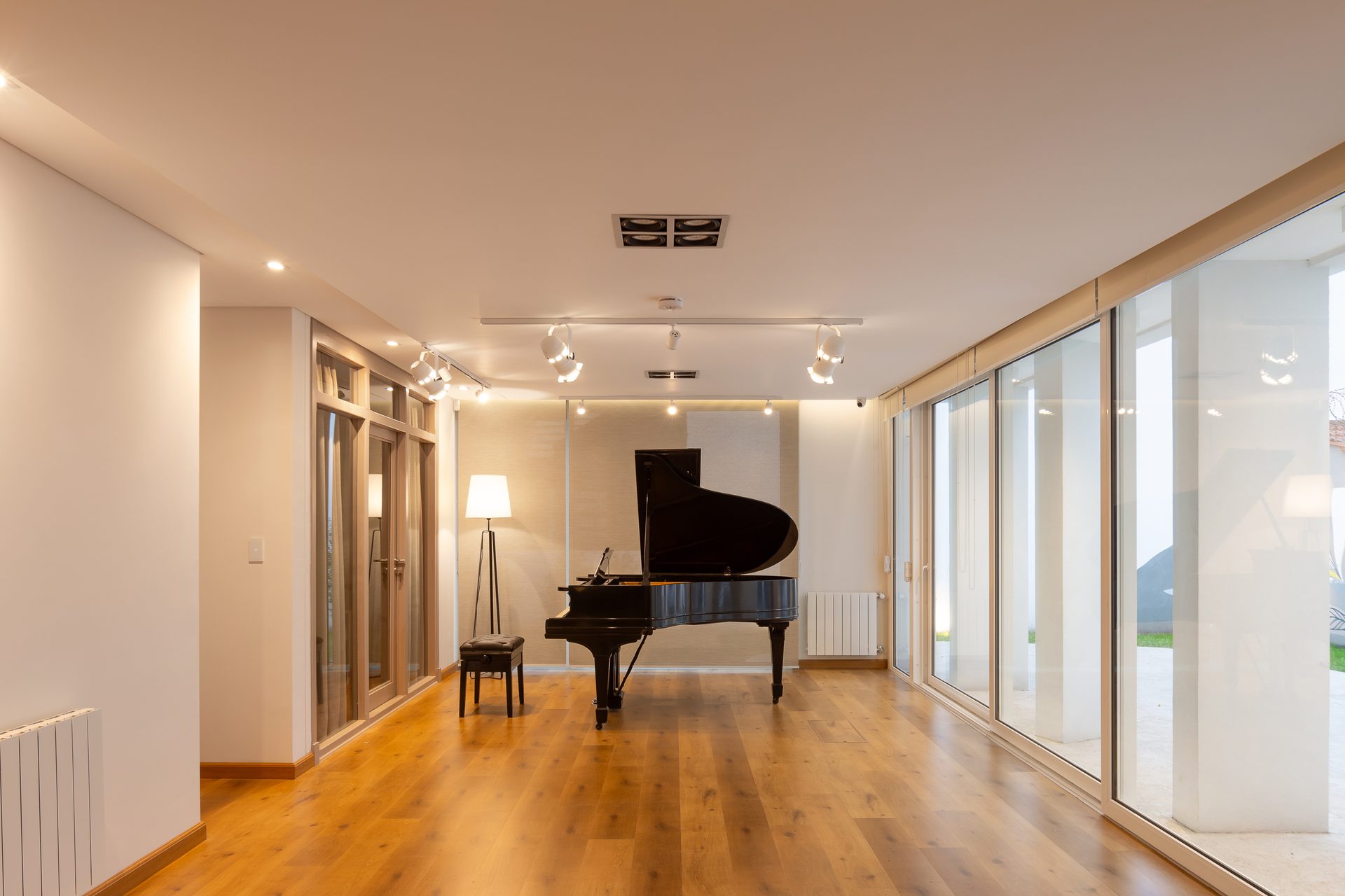Studio House · Houses · Mar del Plata, Argentina — image 15 of 23