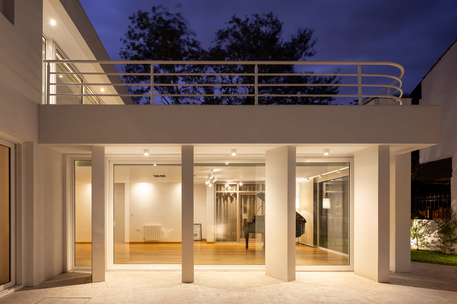 Studio House · Houses · Mar del Plata, Argentina — image 22 of 23