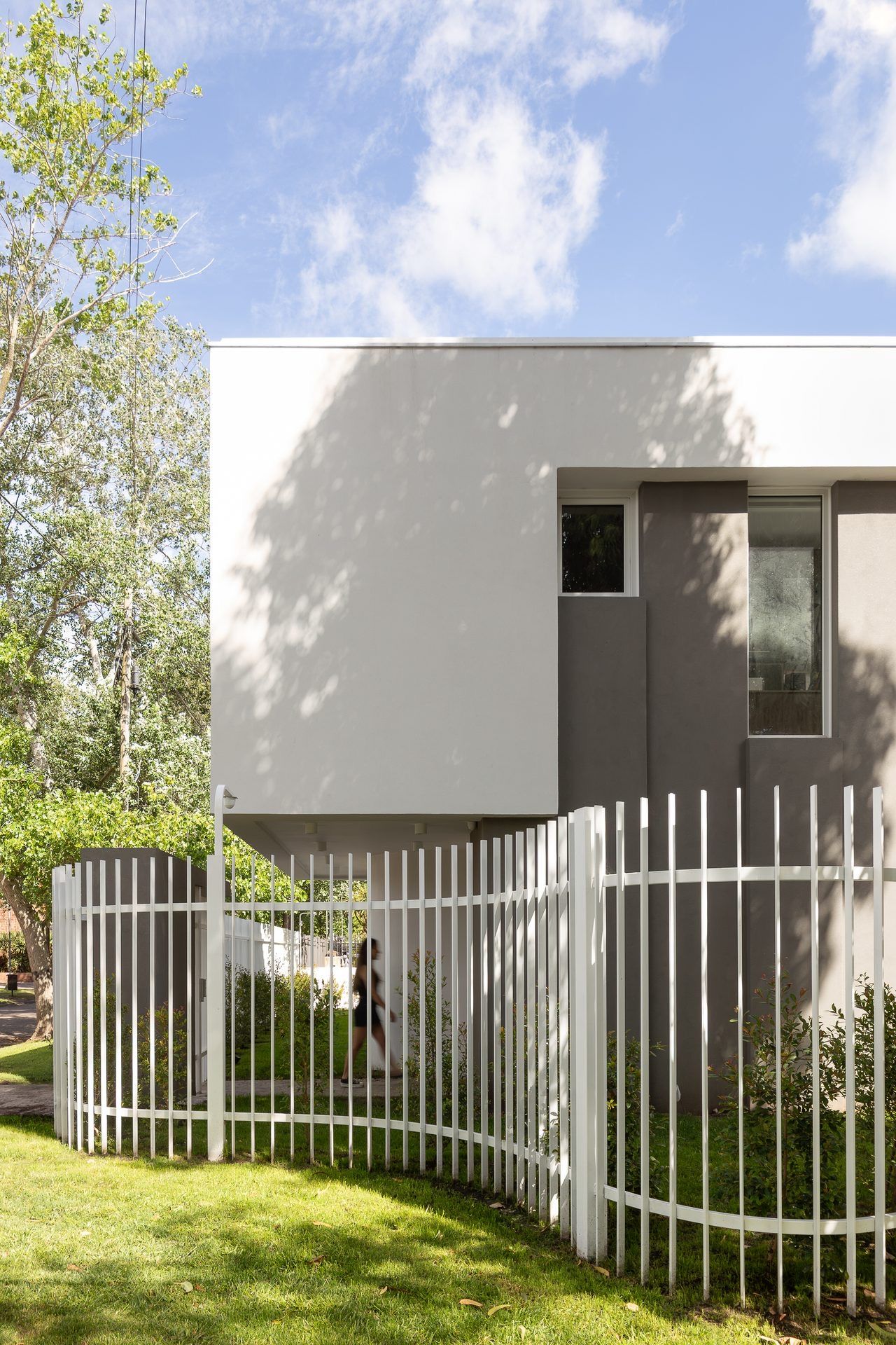 Studio House · Houses · Mar del Plata, Argentina — image 6 of 23