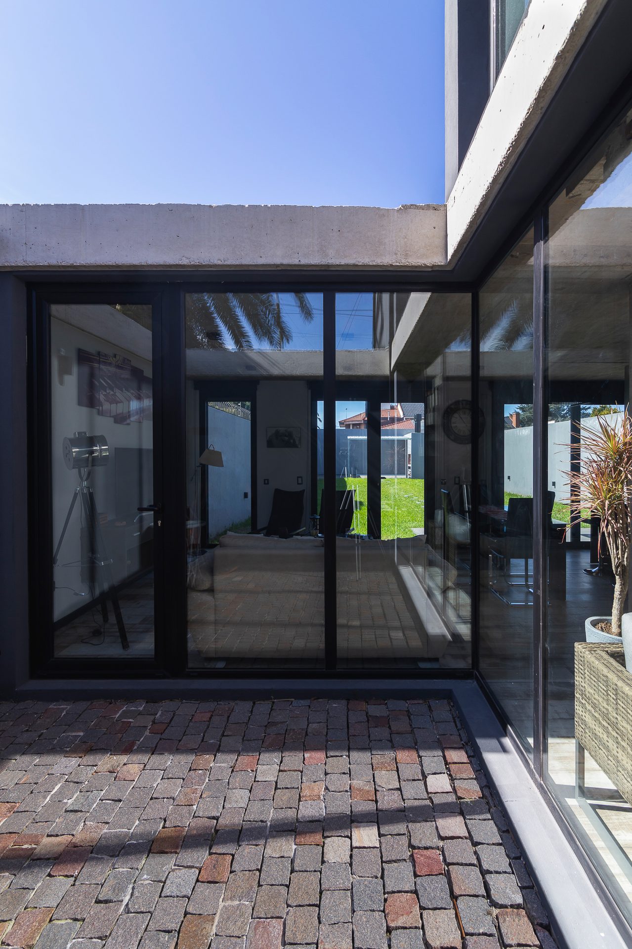 Torres House · Houses · Mar del Plata, Argentina — image 7 of 16