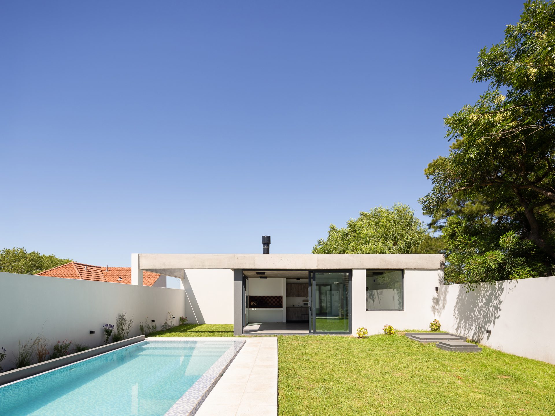 Larrea Houses · Vivienda multifamiliar · Hasta 3 niveles · Mar del Plata, Argentina — image 10 of 23