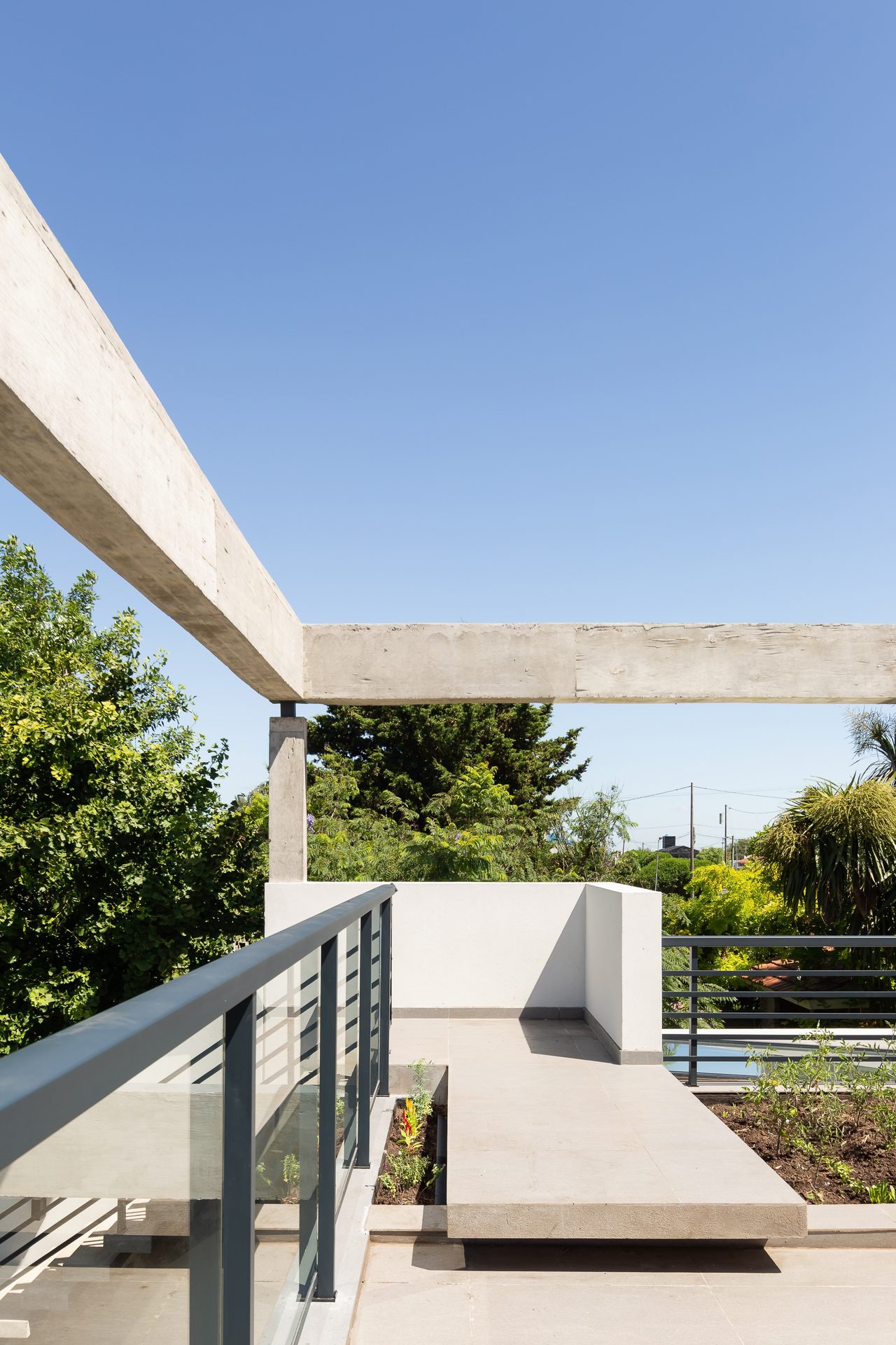 Larrea Houses · Vivienda multifamiliar · Hasta 3 niveles · Mar del Plata, Argentina — image 13 of 23