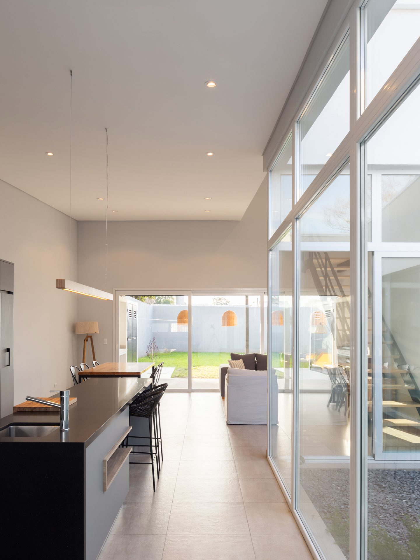 DLM House · Houses · Mar del Plata, Argentina — image 4 of 10
