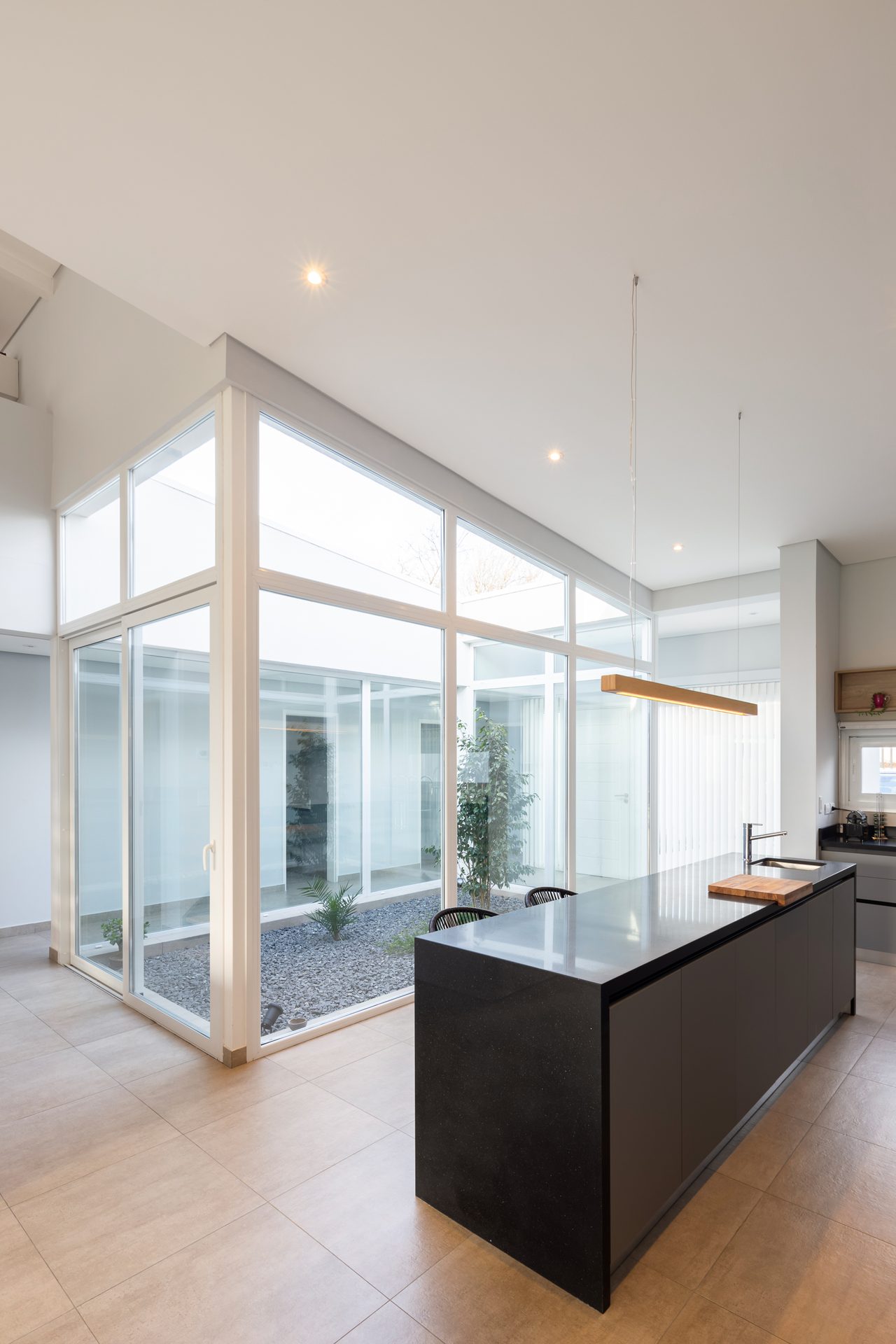 DLM House · Houses · Mar del Plata, Argentina — image 5 of 10