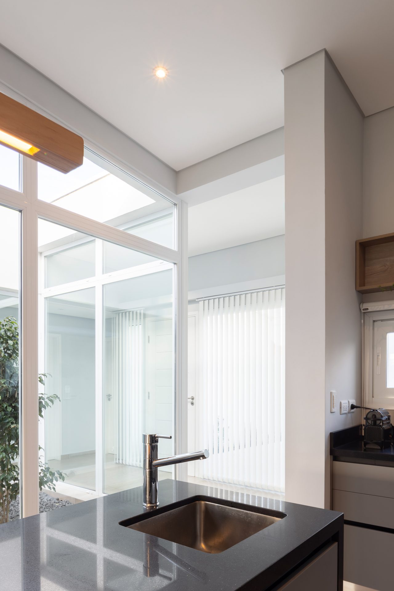 DLM House · Houses · Mar del Plata, Argentina — image 8 of 10