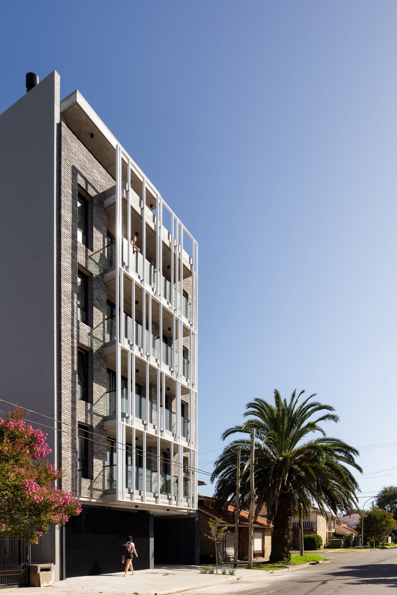 Driza Latitud · High-rise Building · Residential · Mar del Plata, Argentina — image 3 of 77