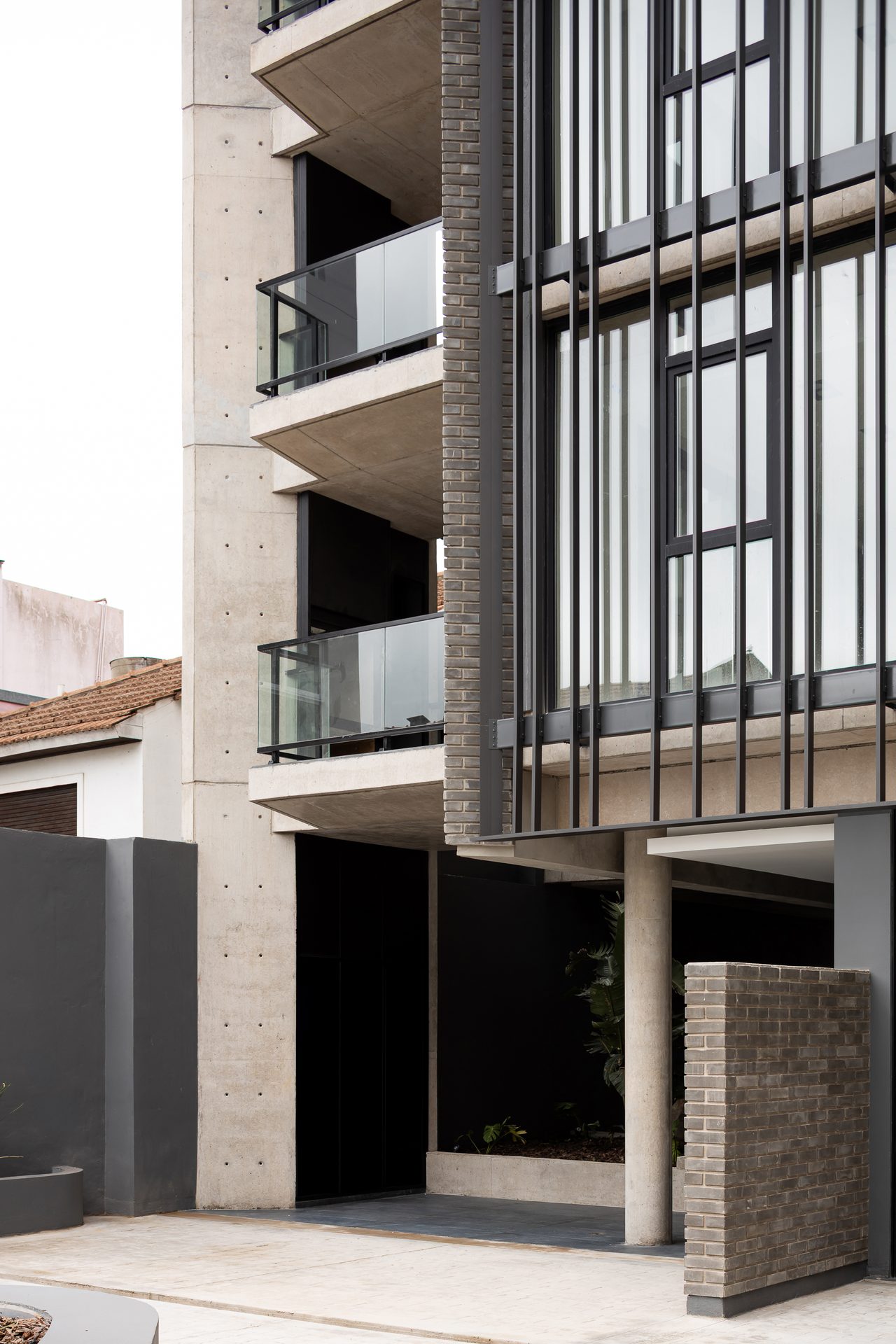 Driza Temple · High-rise Building · Residential · Mar del Plata, Argentina — image 24 of 62