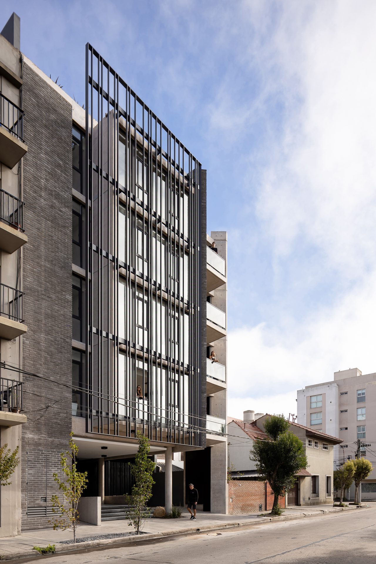 Driza Temple · High-rise Building · Residential · Mar del Plata, Argentina — image 3 of 62