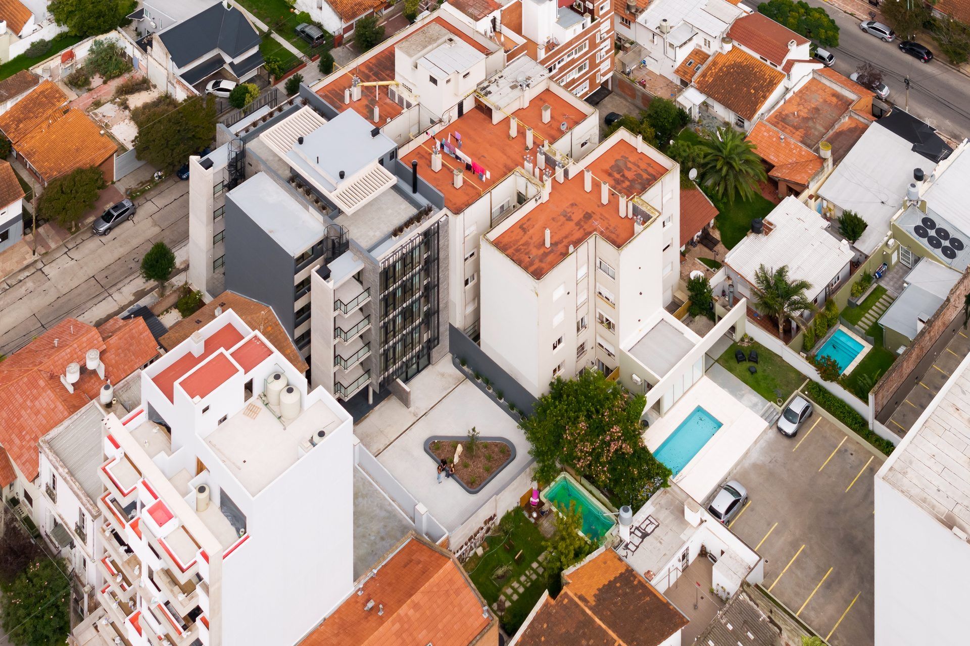 Driza Temple · High-rise Building · Residential · Mar del Plata, Argentina — image 43 of 62