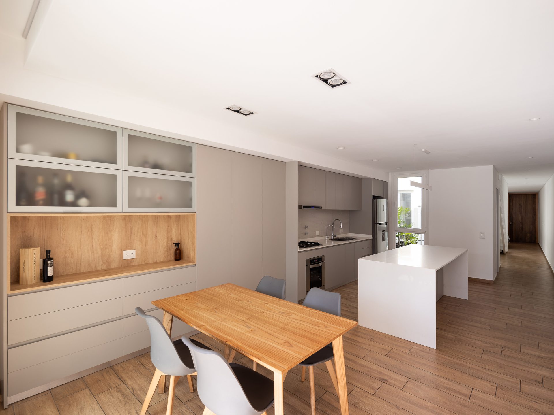 Larrea Duplex · Housing · Duplex · Mar del Plata, Argentina — image 11 of 38