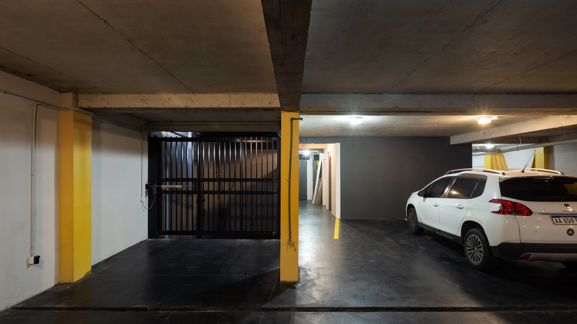 Alberti Building · High-rise Building · Residential · Mar del Plata, Argentina — image 16 of 37