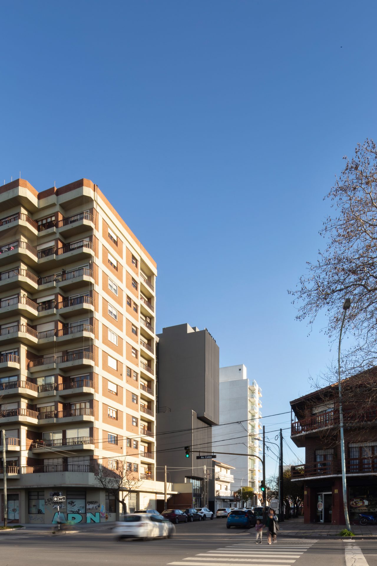 Building B6 · High-rise Building · Non-residential · Mar del Plata, Argentina — image 8 of 40