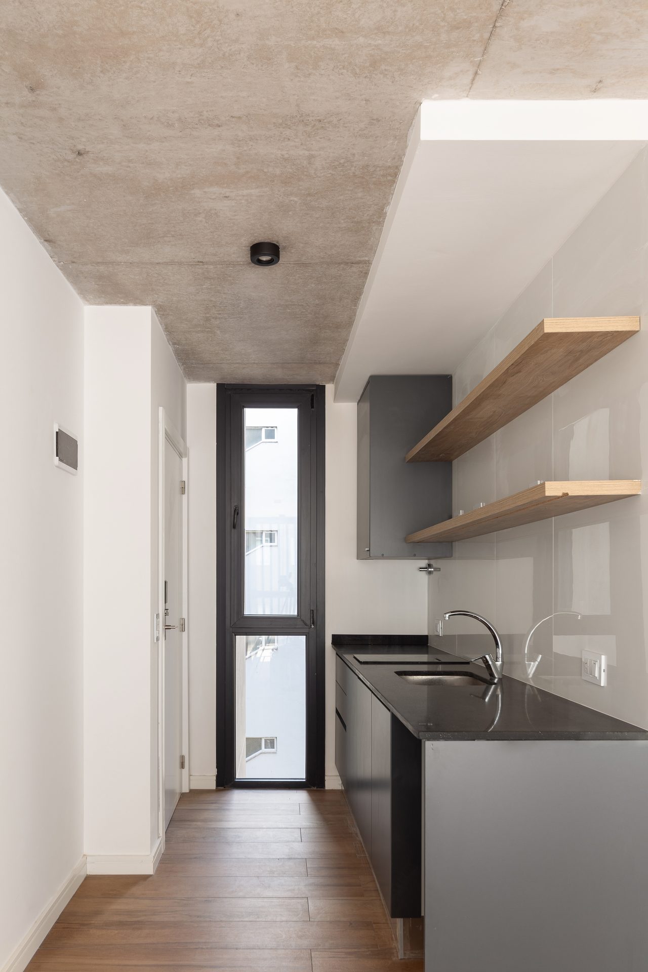 Building B8 · High-rise Building · Residential · Mar del Plata, Argentina — image 11 of 13