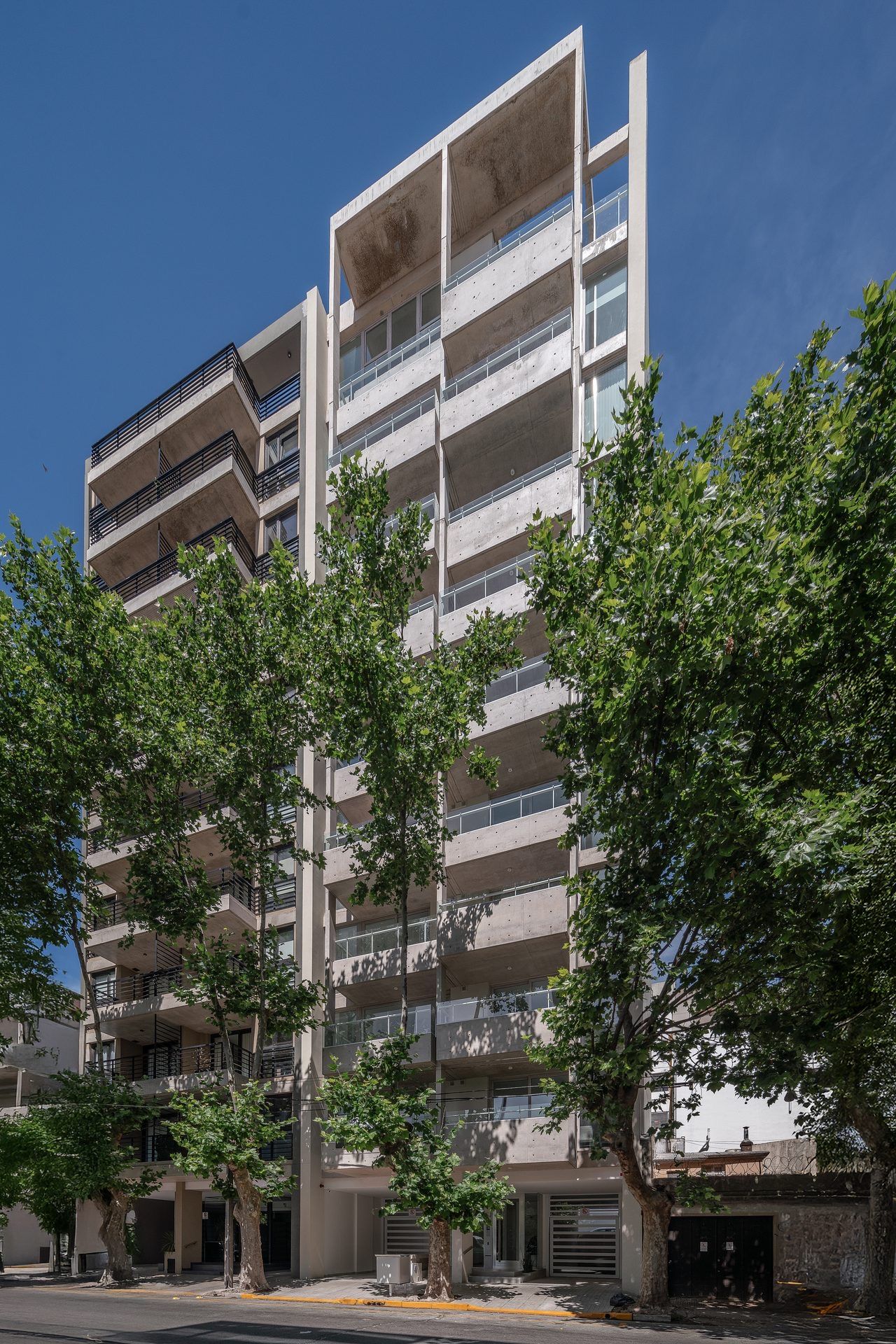 Building B9 · High-rise Building · Residential · Mar del Plata, Argentina — image 6 of 13