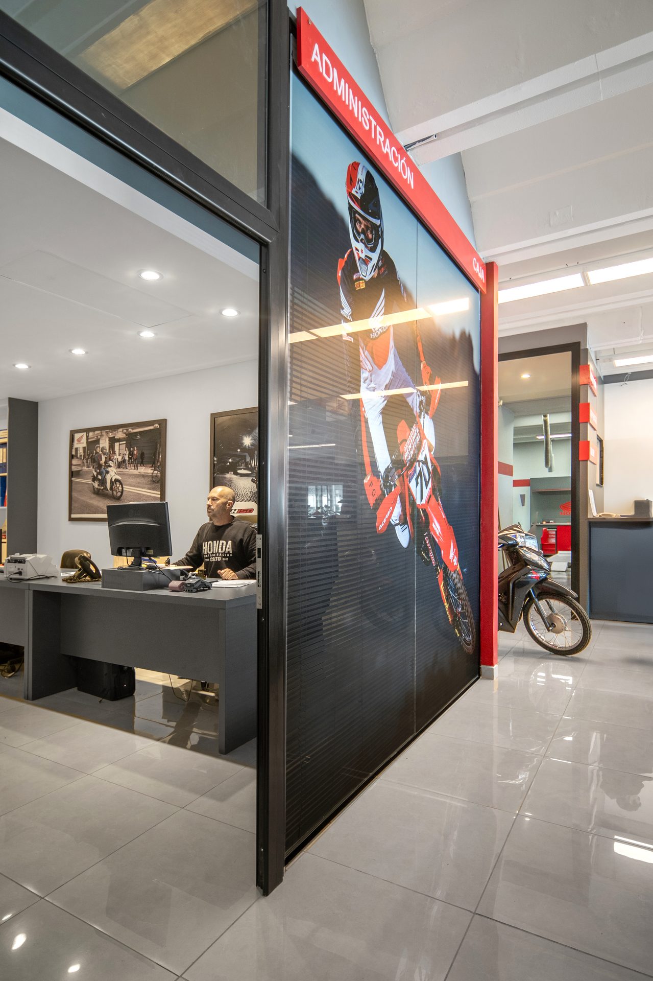 Honda Porta · Local comercial · Mar del Plata, Argentina — image 20 of 45