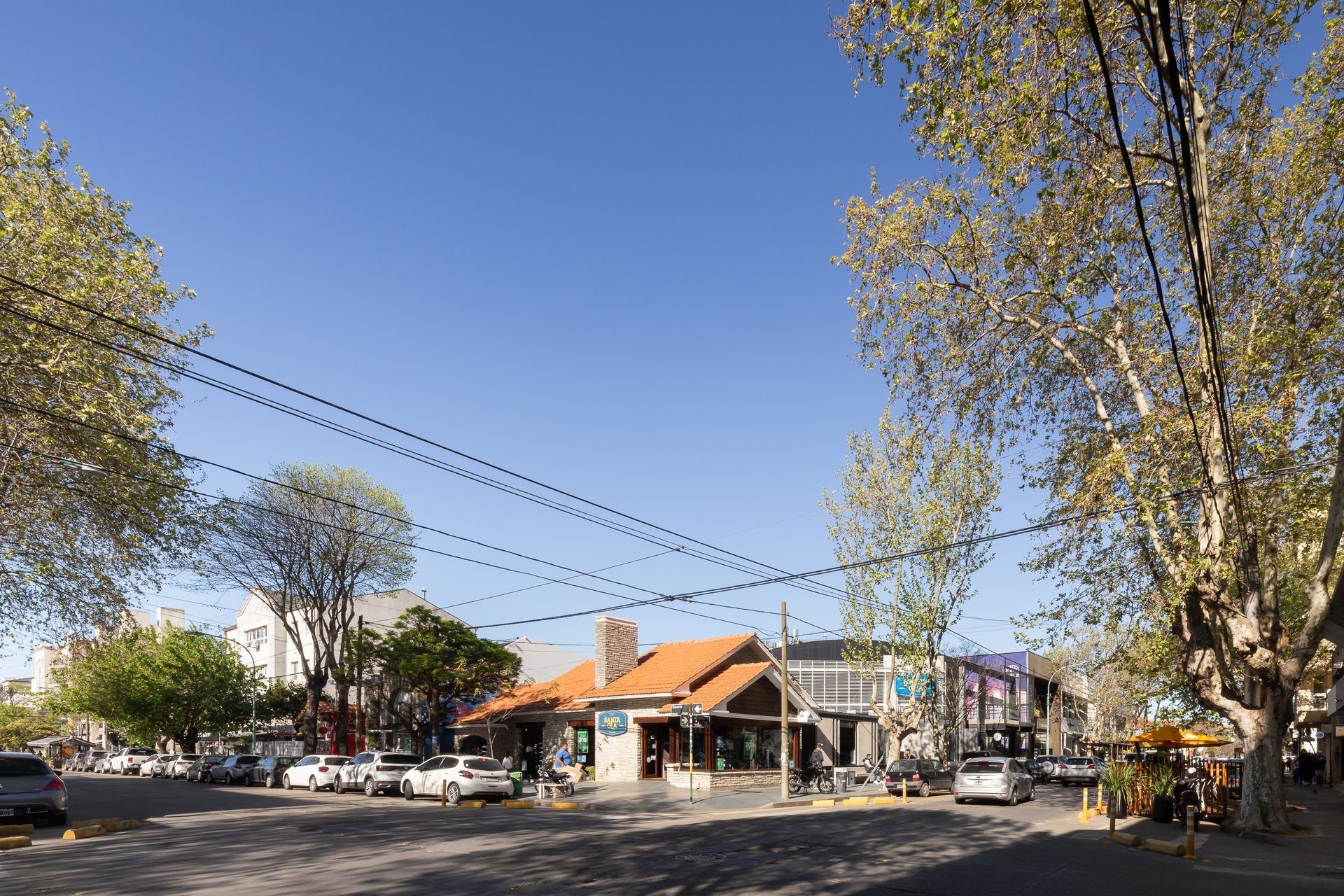 Santa Ola Store · Commercial space · Heritage intervention · Mar del Plata, Argentina — image 13 of 78