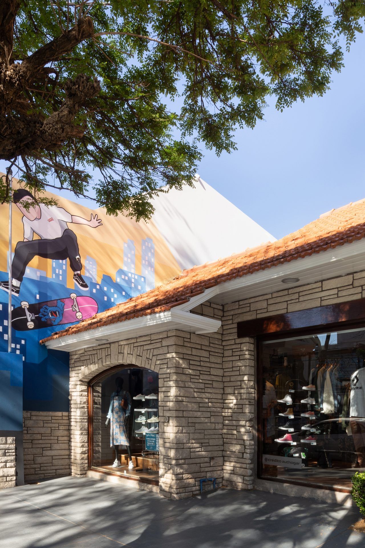 Santa Ola Store · Commercial space · Heritage intervention · Mar del Plata, Argentina — image 17 of 78