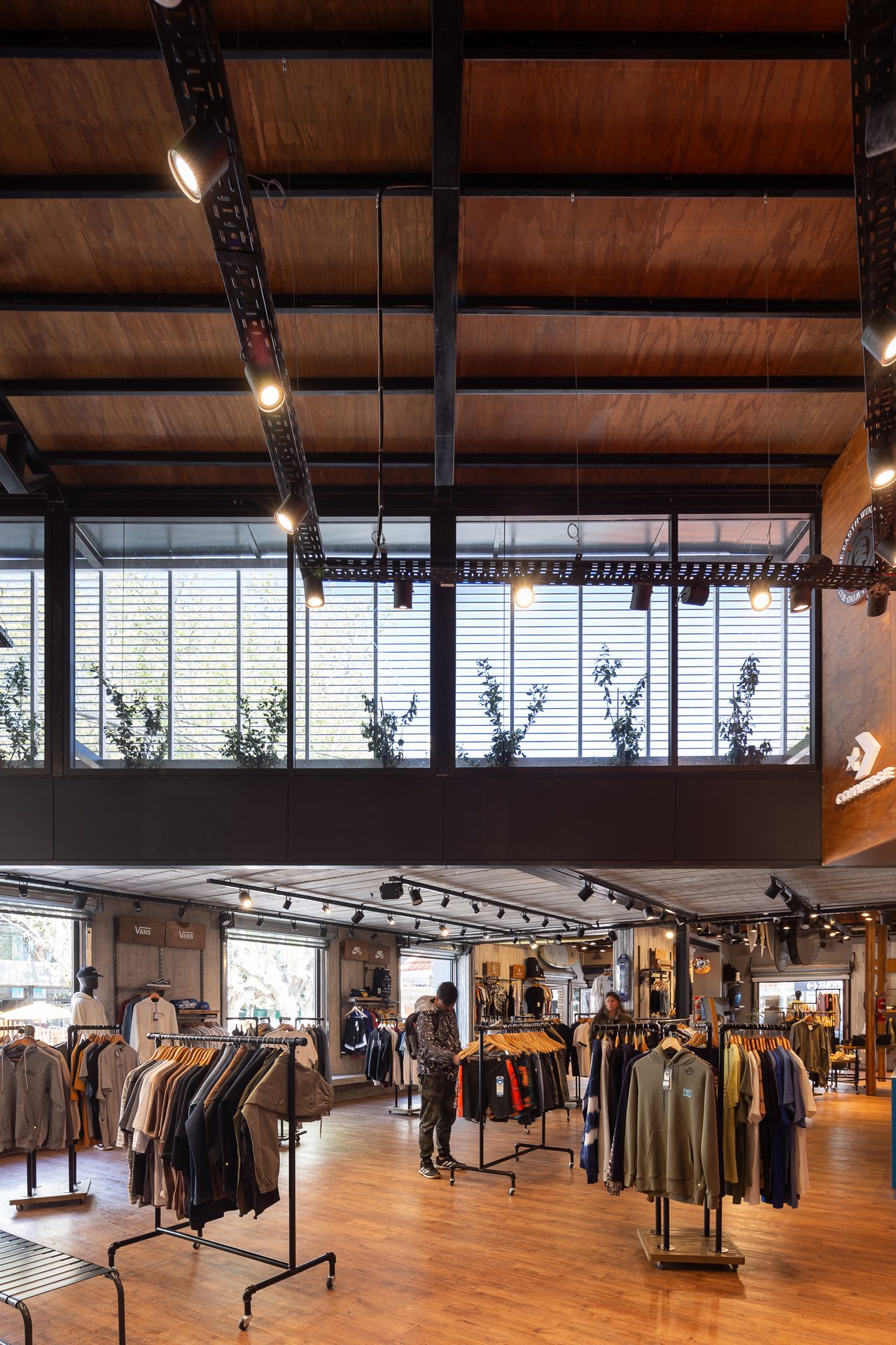 Santa Ola Store · Commercial space · Heritage intervention · Mar del Plata, Argentina — image 28 of 78