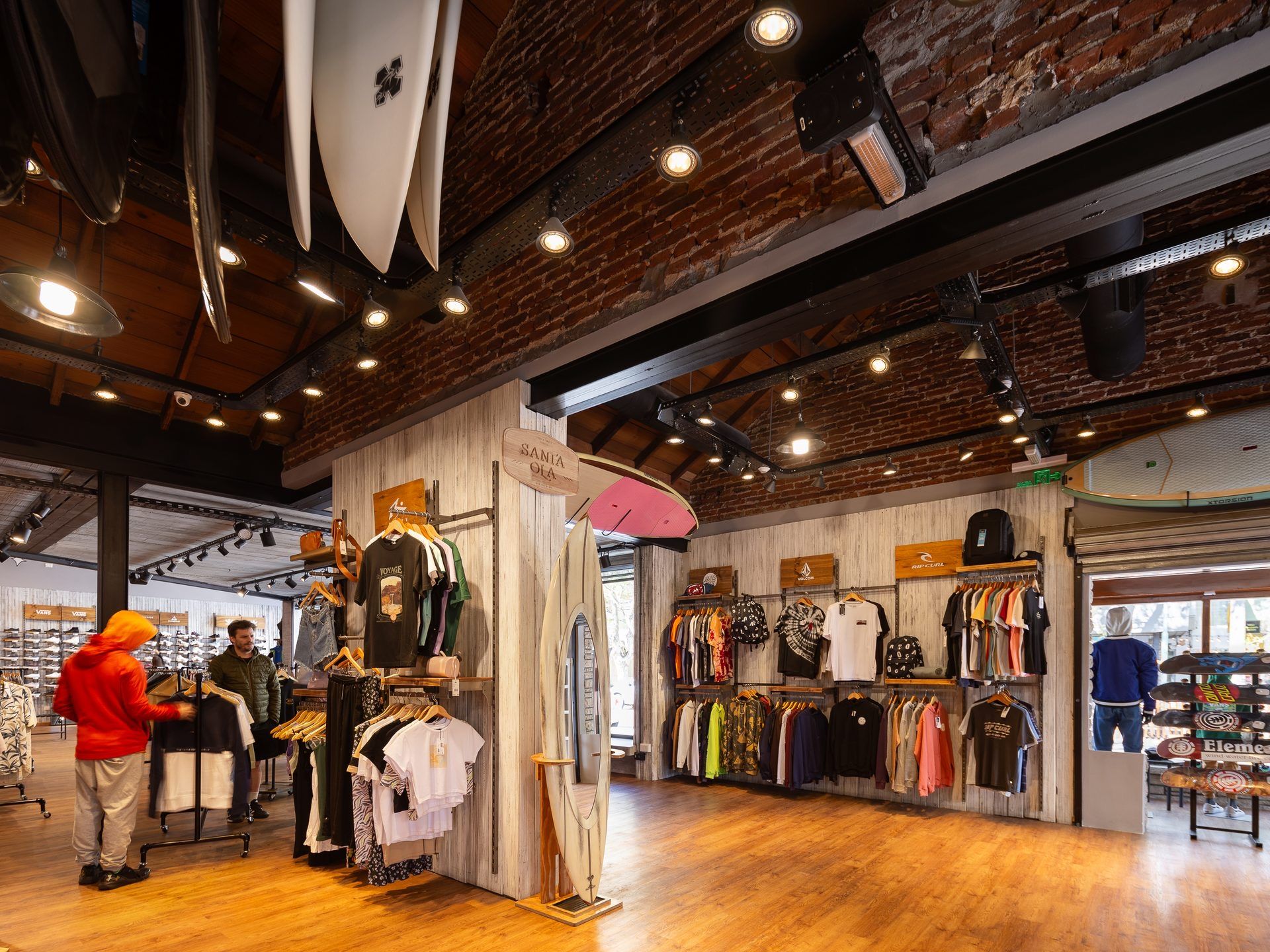 Santa Ola Store · Commercial space · Heritage intervention · Mar del Plata, Argentina — image 37 of 78