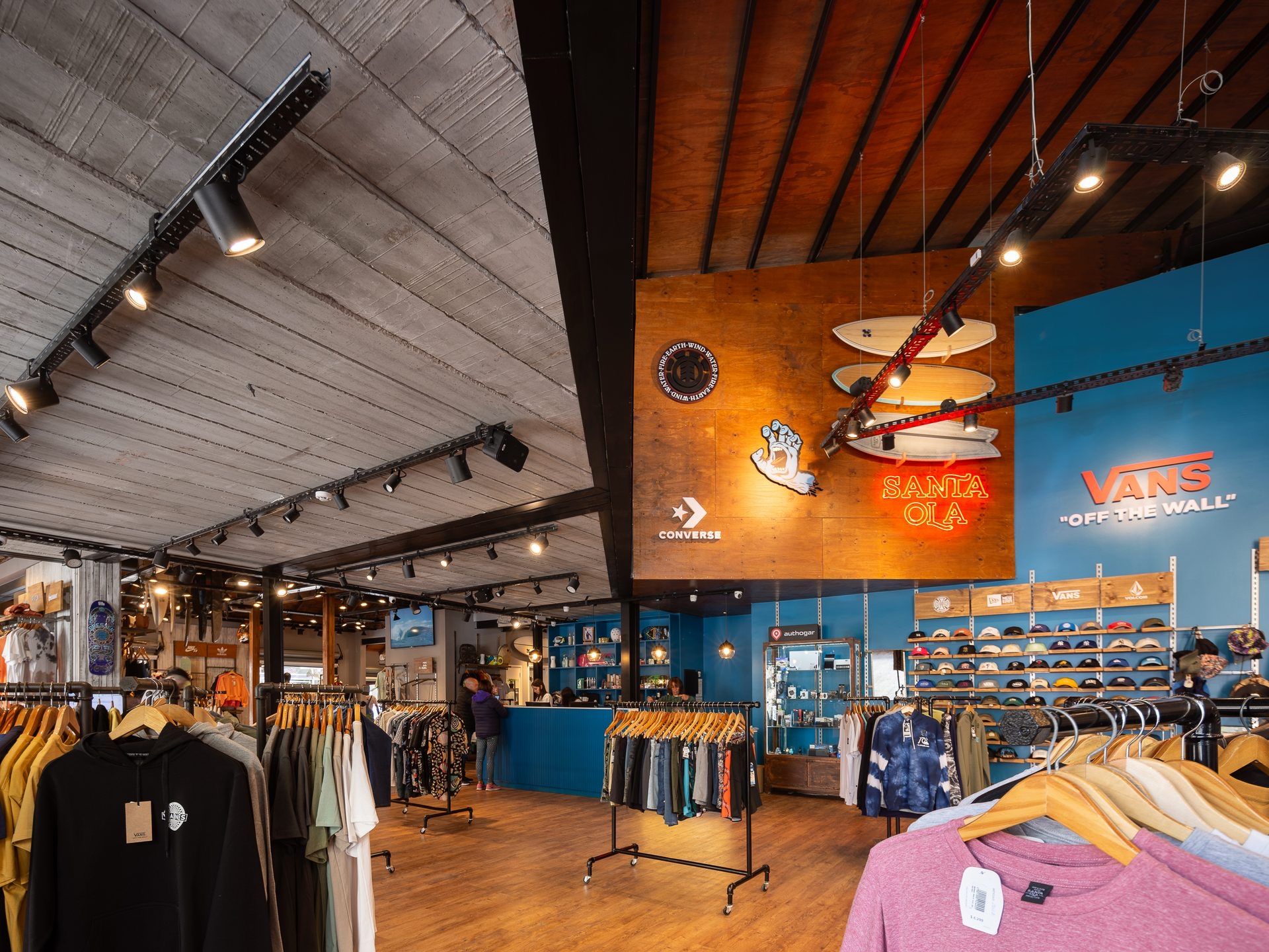 Santa Ola Store · Commercial space · Heritage intervention · Mar del Plata, Argentina — image 41 of 78