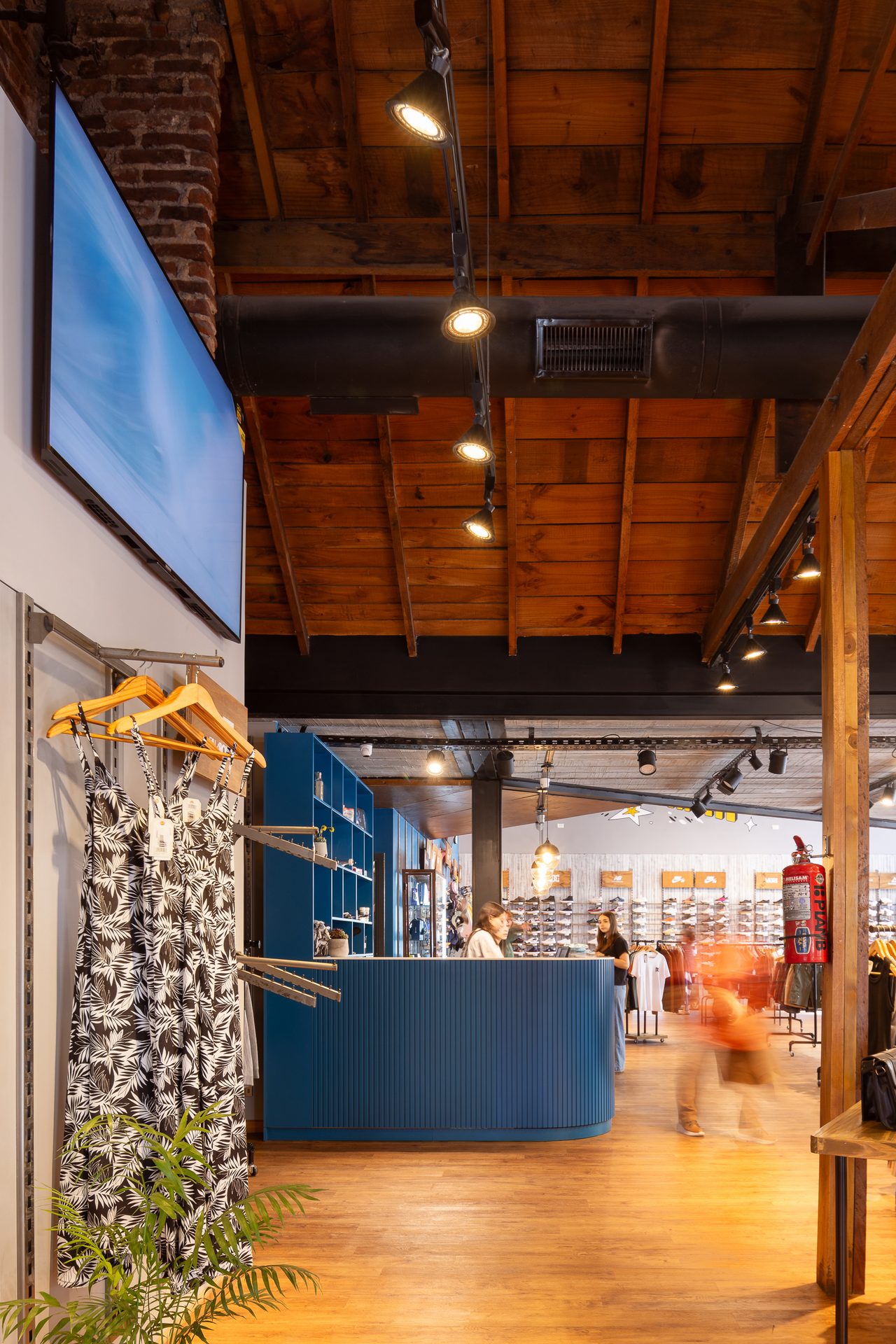 Santa Ola Store · Commercial space · Heritage intervention · Mar del Plata, Argentina — image 46 of 78